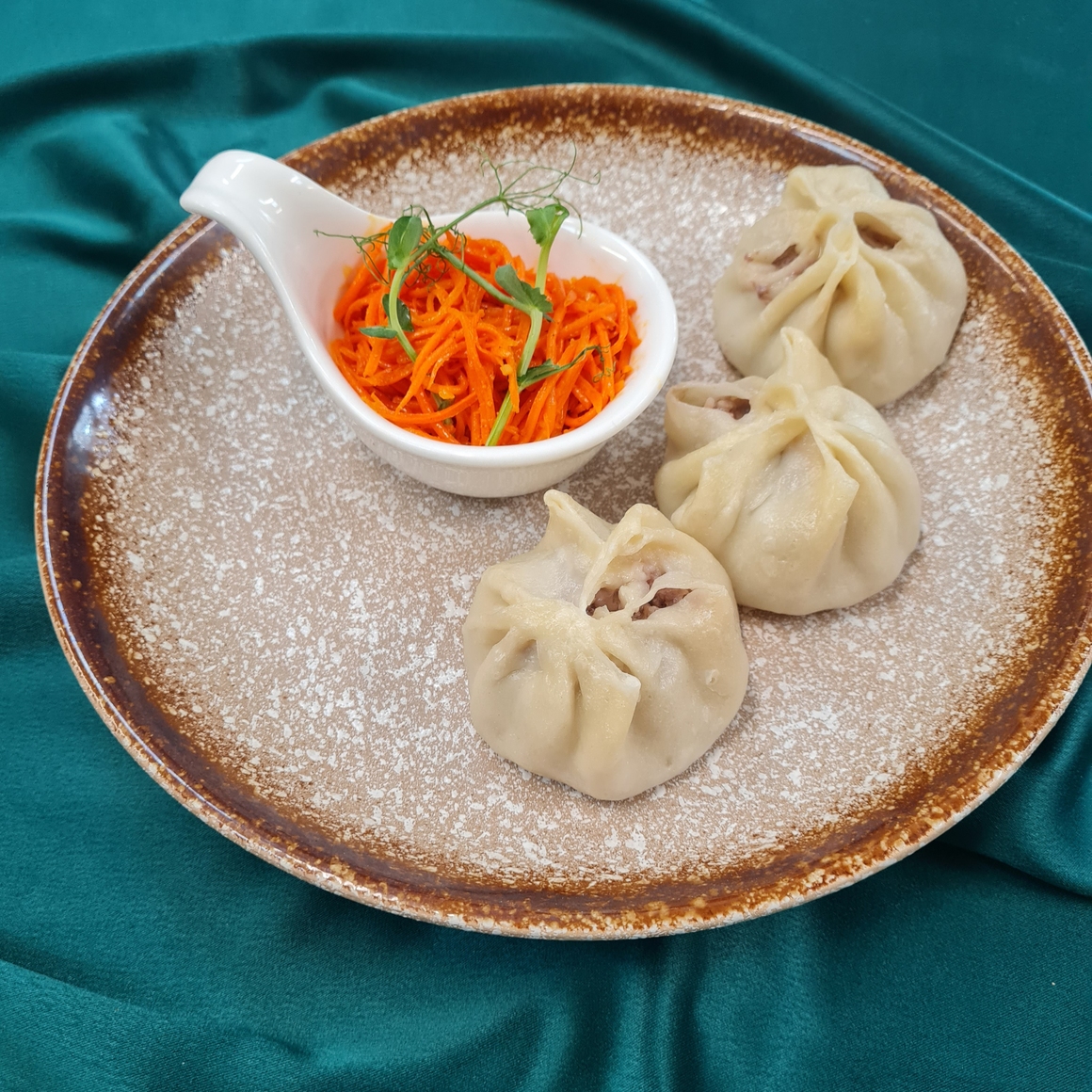 Буузы из рубленного мяса