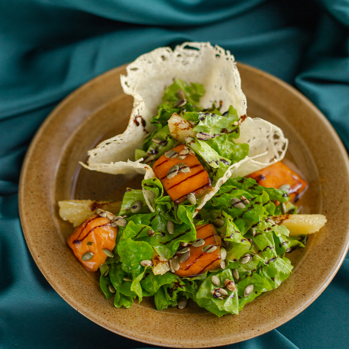 Теплый с семгой