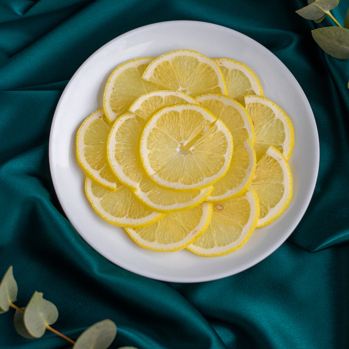 Нарезка лимона