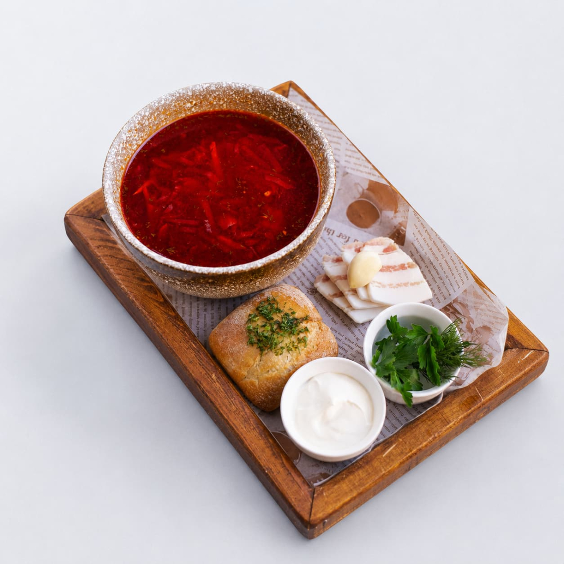 Борщ с пампушками